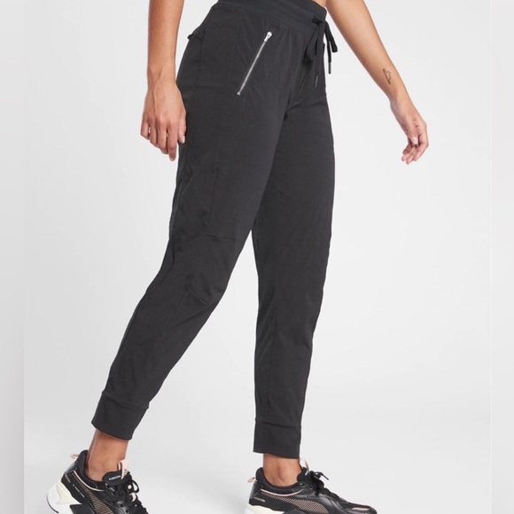 ATHLETA Trekkie North Jogger pant Black - Picture 2 of 8